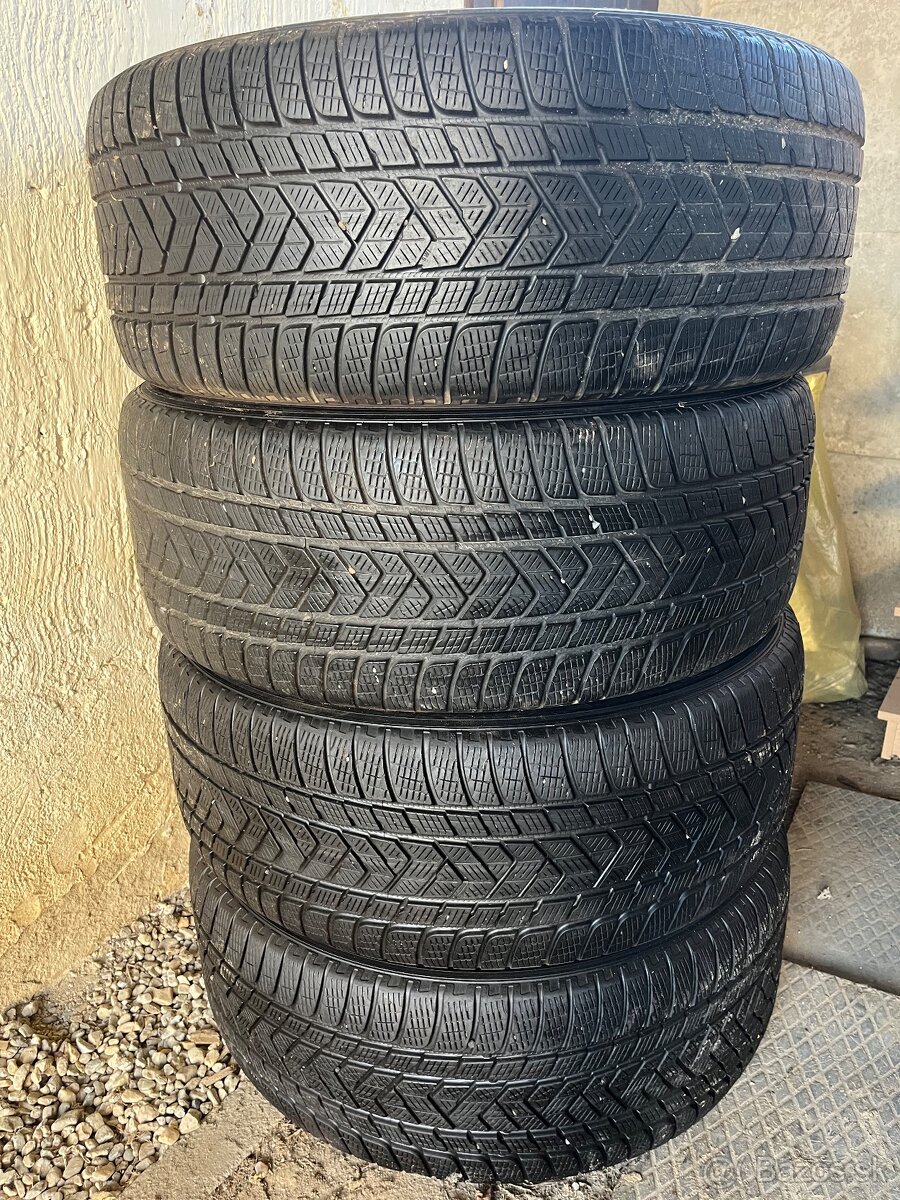 Pirelli 275 50 r20 113V zimné pneumatiky