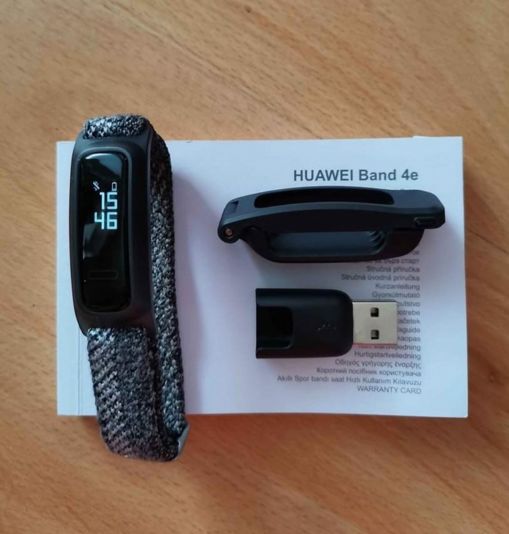 Huawei band 4e