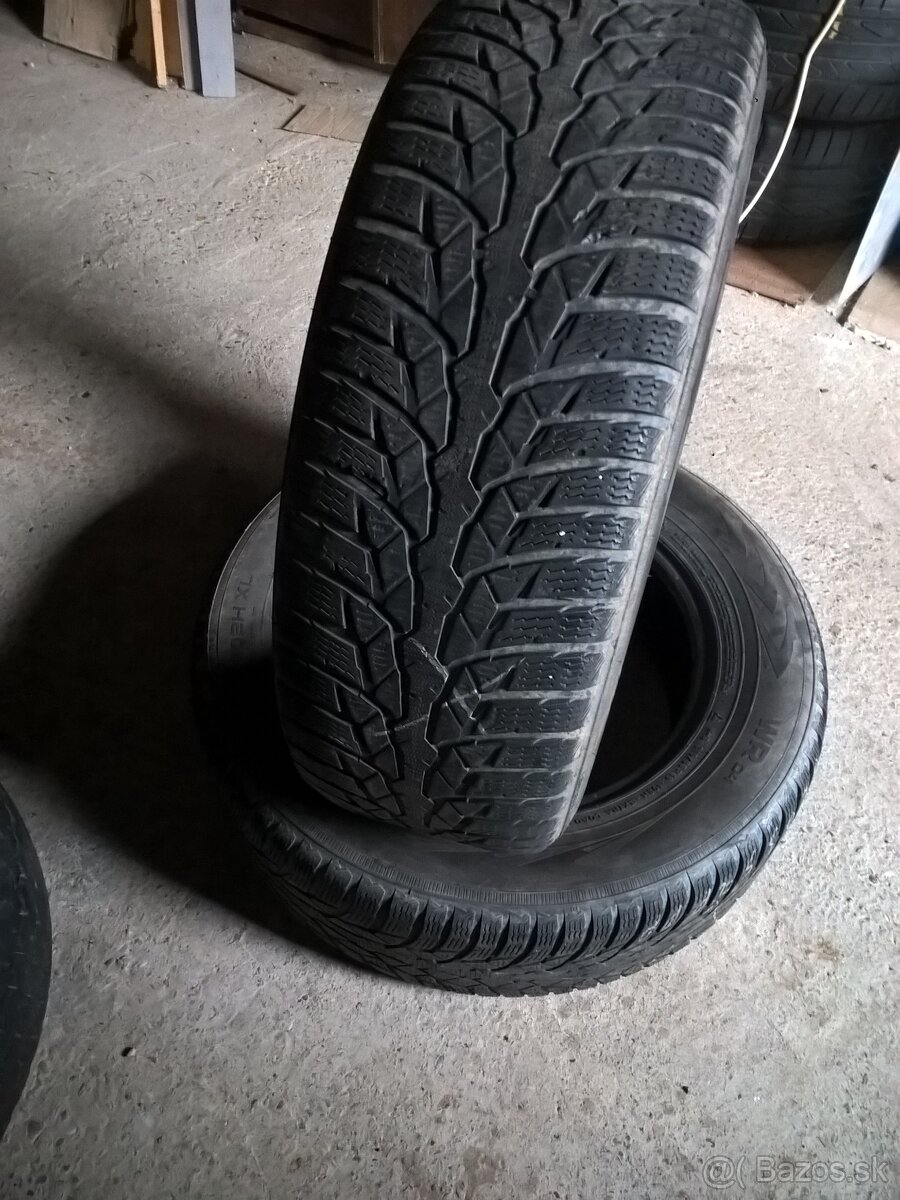 2 ks ZIMNÉ 215/65 R16 102H XL NOKIAN cca 4-5 mm 2019 15€/kus