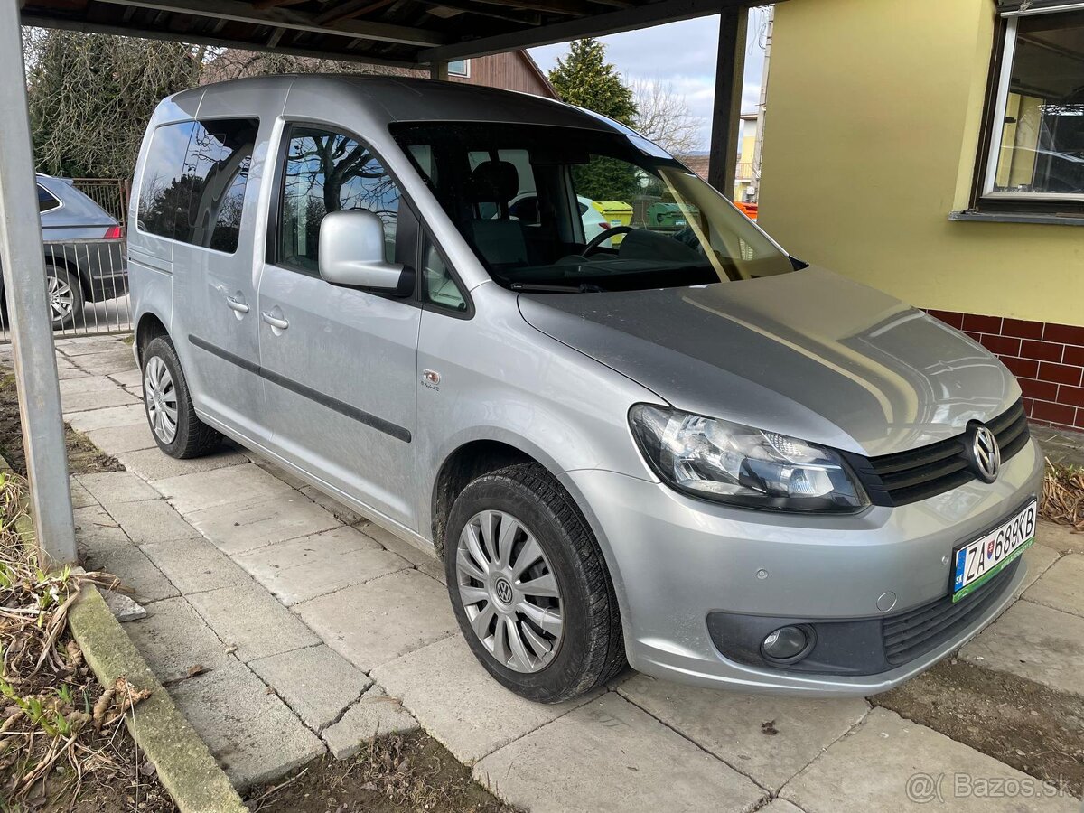 Volkswagen Caddy Life 1,6TDI Combi r. 2011