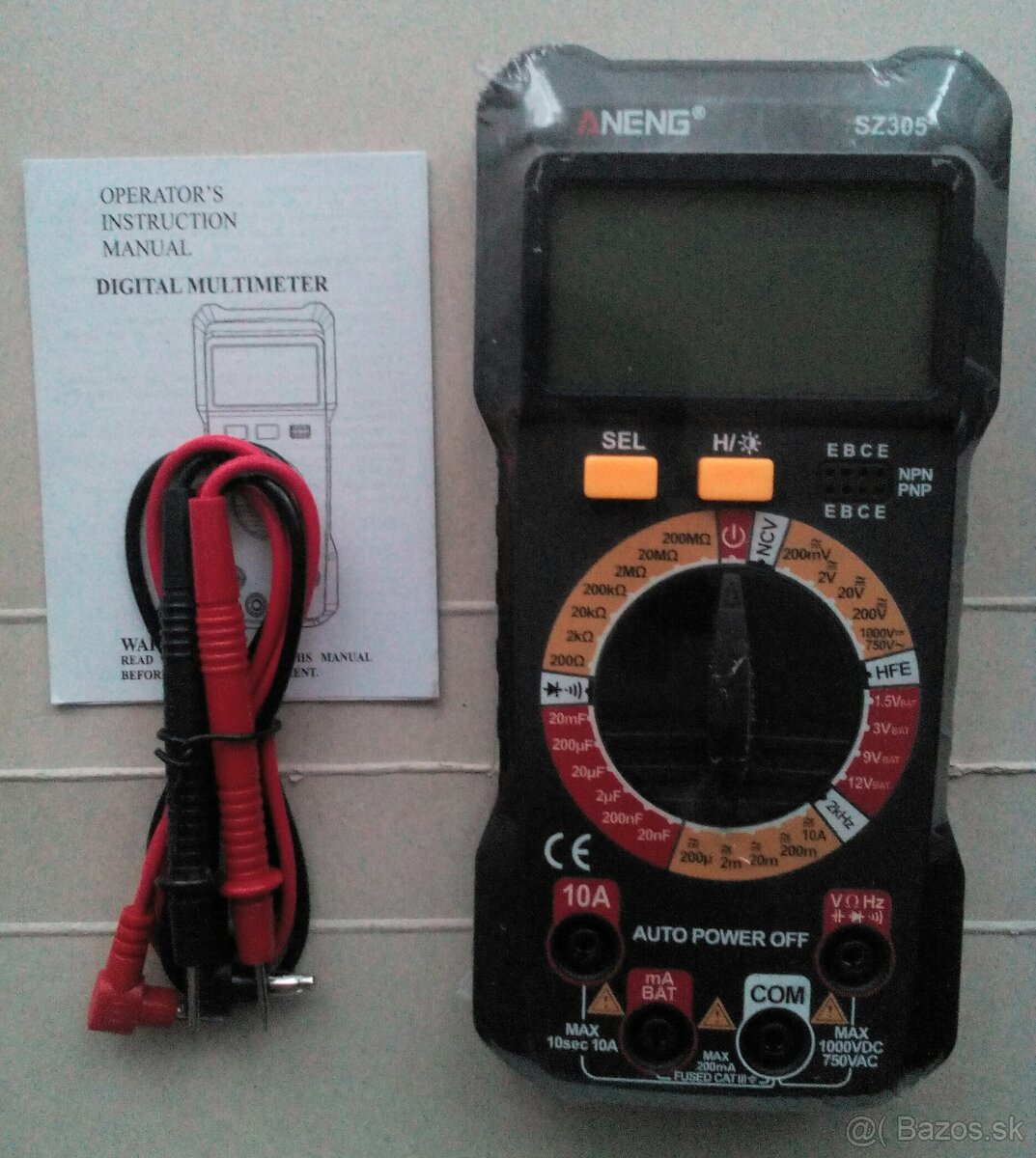 Praktický multimeter