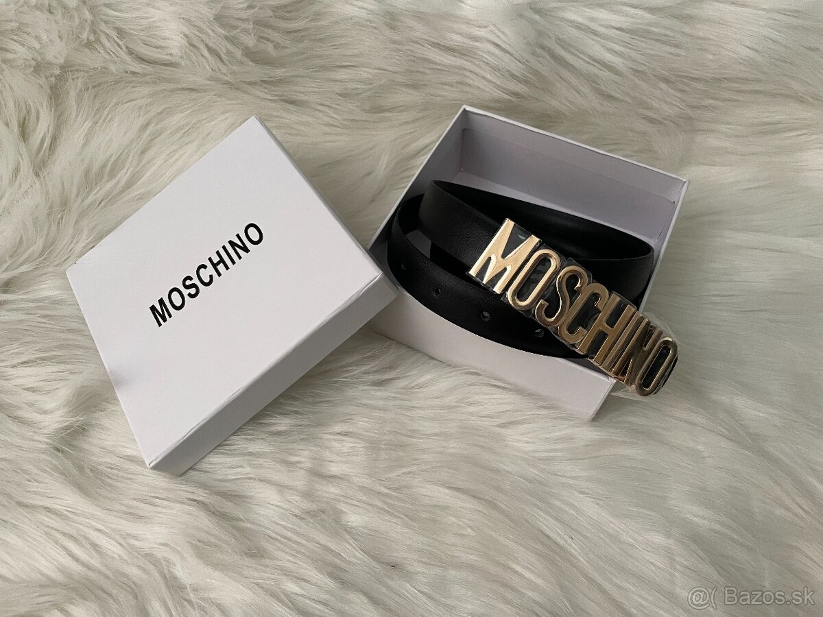 Moschino opasok s krabicou