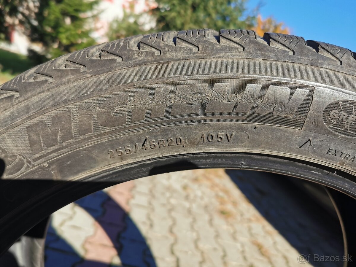 Michelin latitude alpine la2