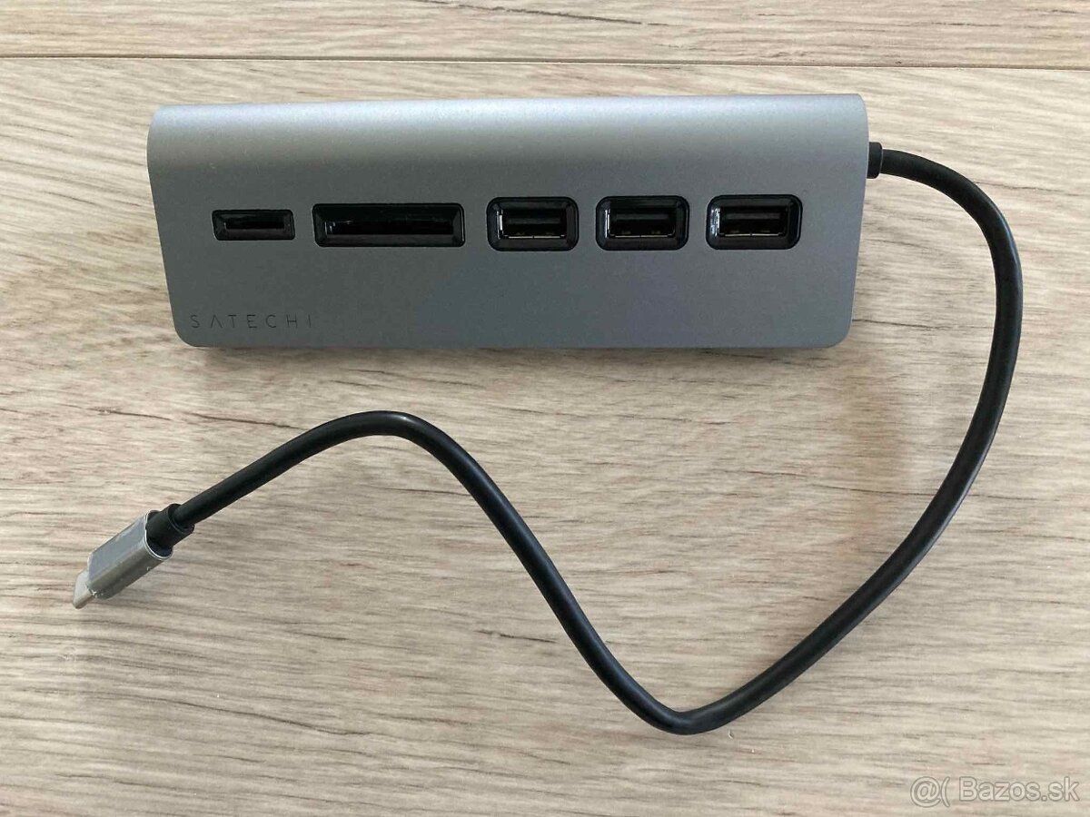 Replikátor portov Satechi Aluminium Type-C USB Hub