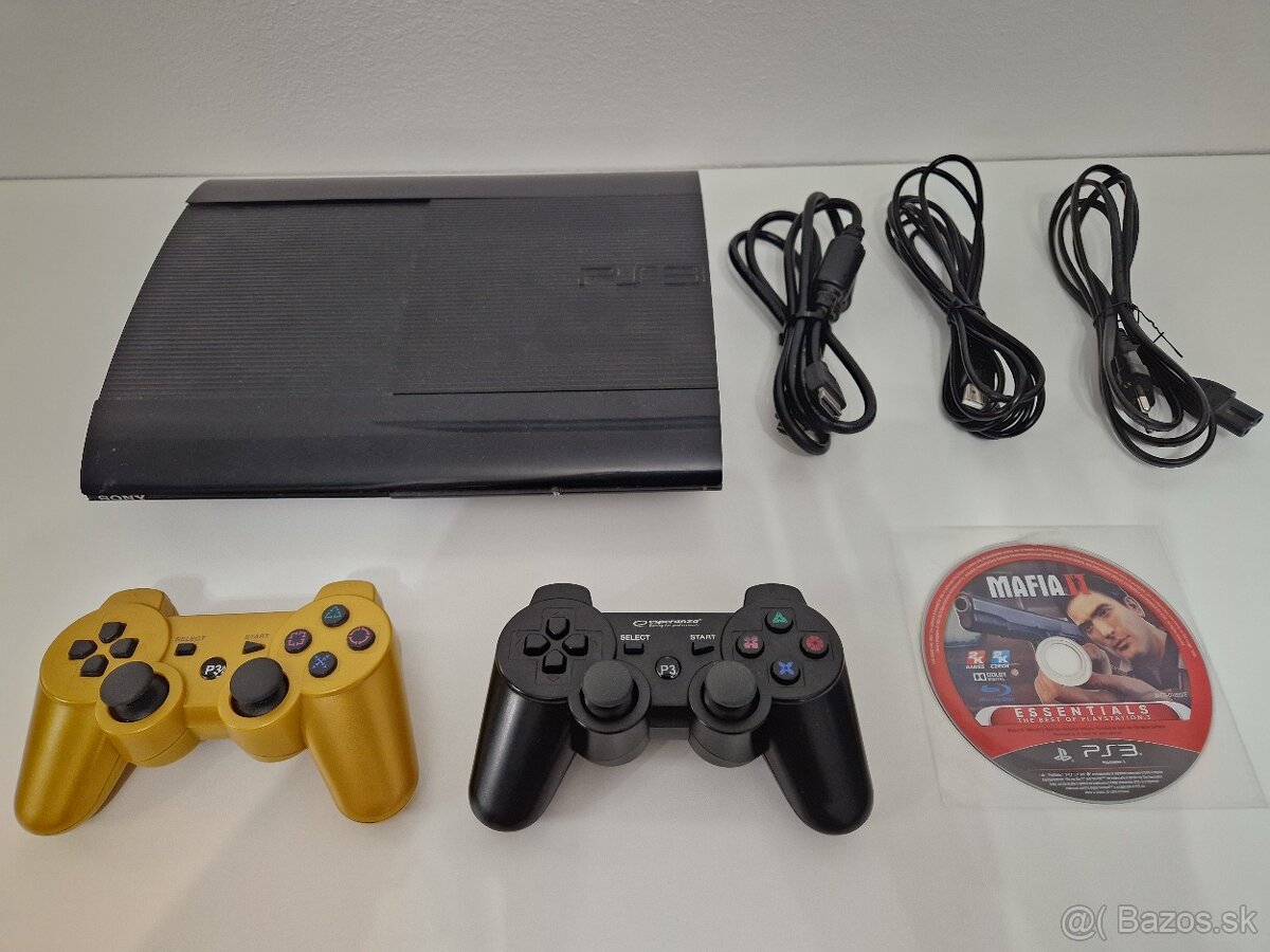 PlayStation 3 Super Slim 500GB čierny + 2 ovládače