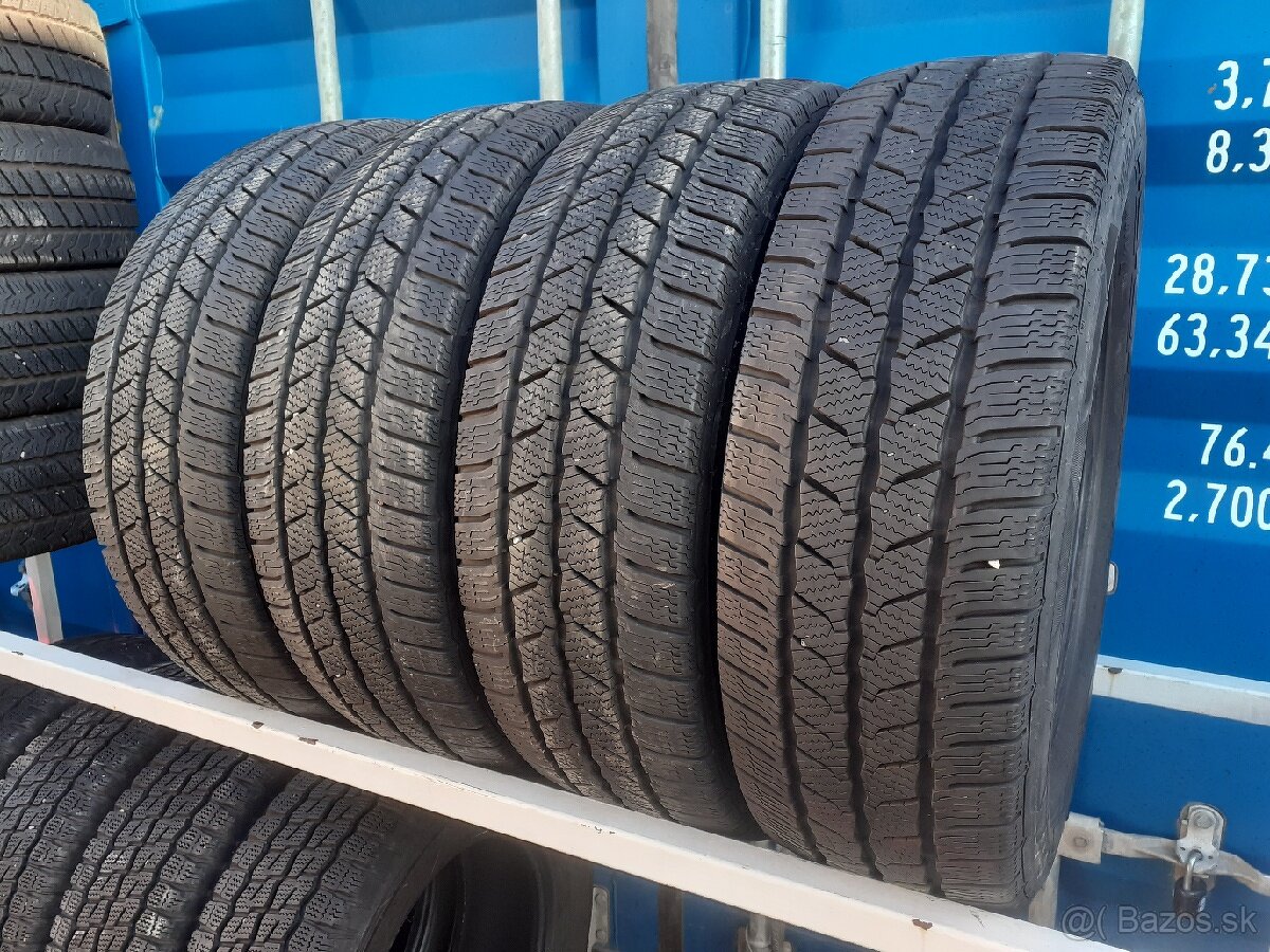 215/60R17C zimné pneu Continental