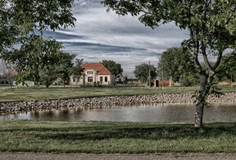 Na predaj rekonštruovaná historická vila na pozemku 6654 m2