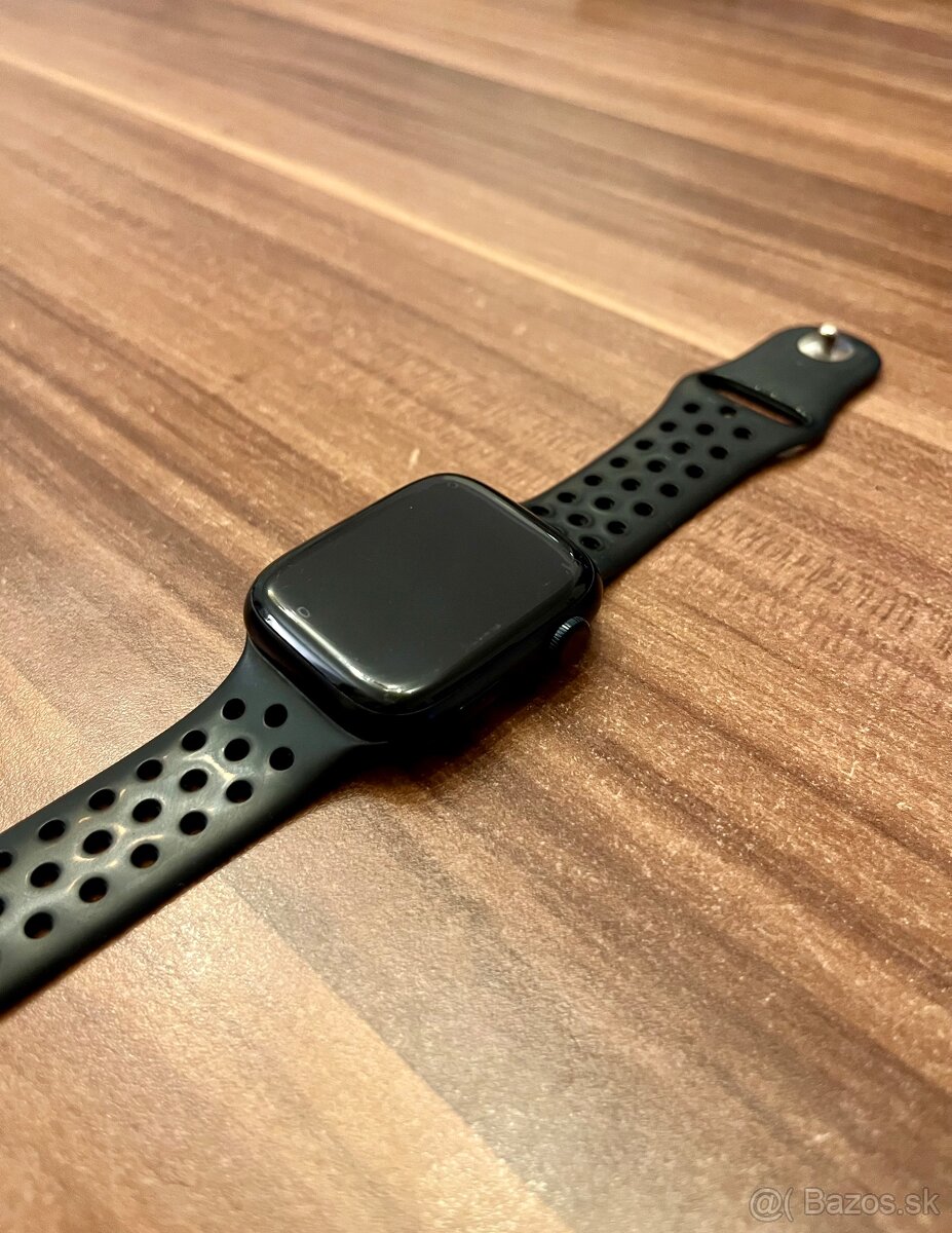 Apple Watch 8