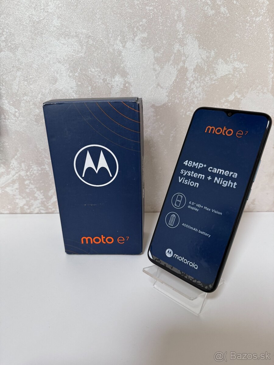 Motorola Moto e7 čisto nový