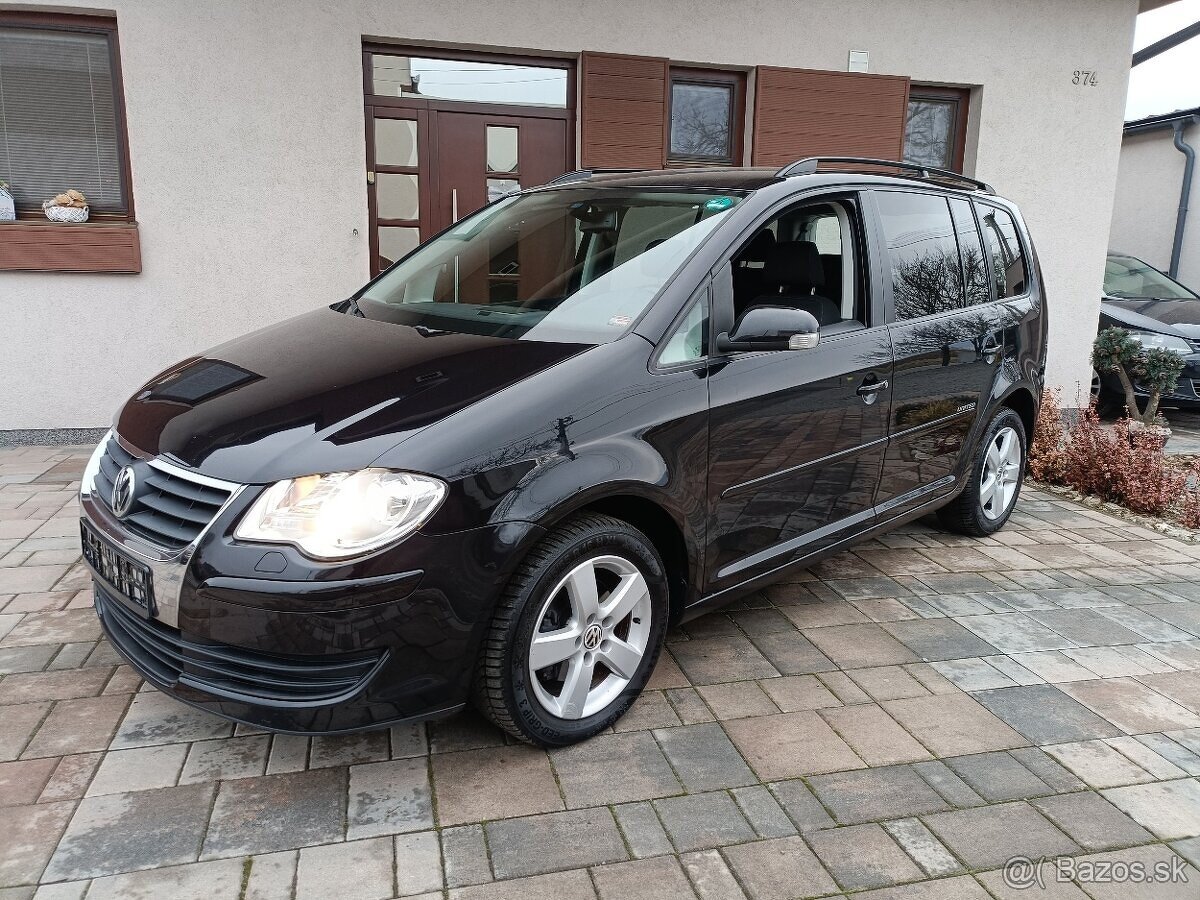 VOLKSWAGEN TOURAN UNITED 1.9 TDI 77 kW 7 MIESTNY