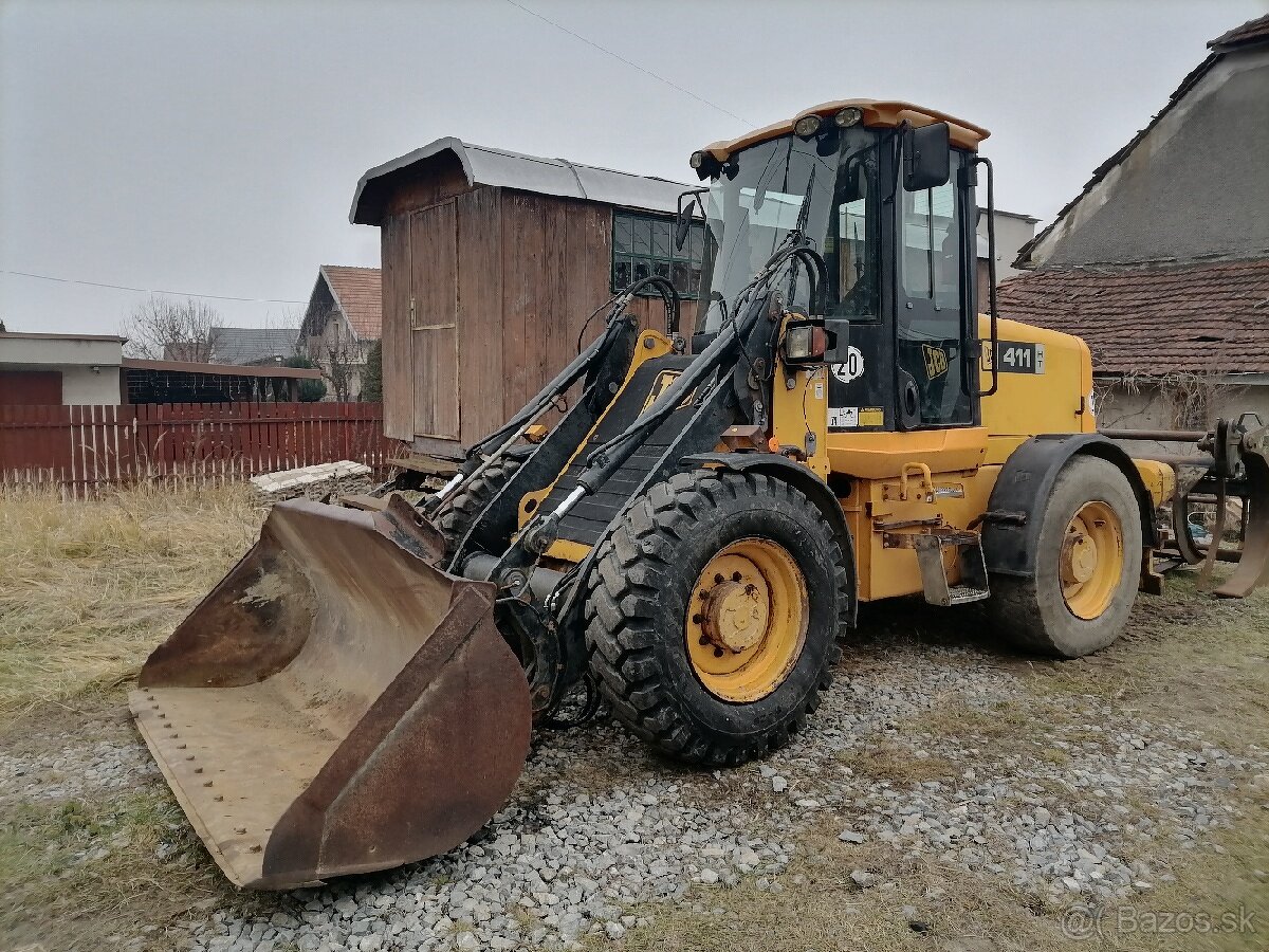 JCB 411