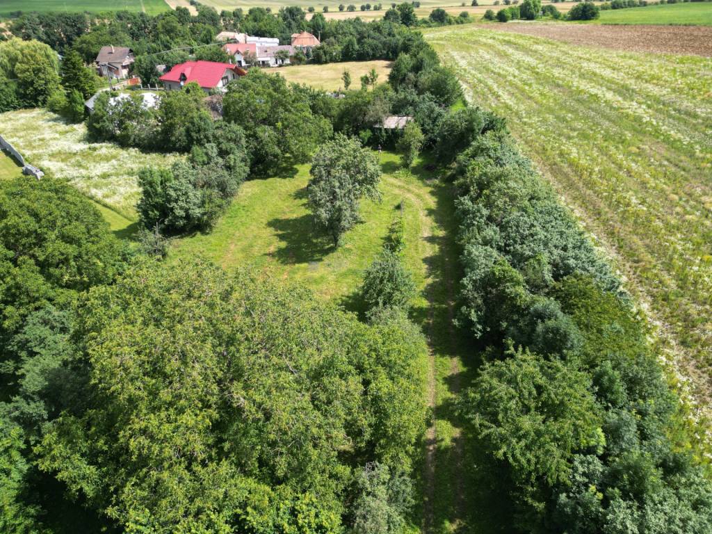 Predaj 3i dom, priestranný pozemok 4429m2, Perín-Chym, Košic