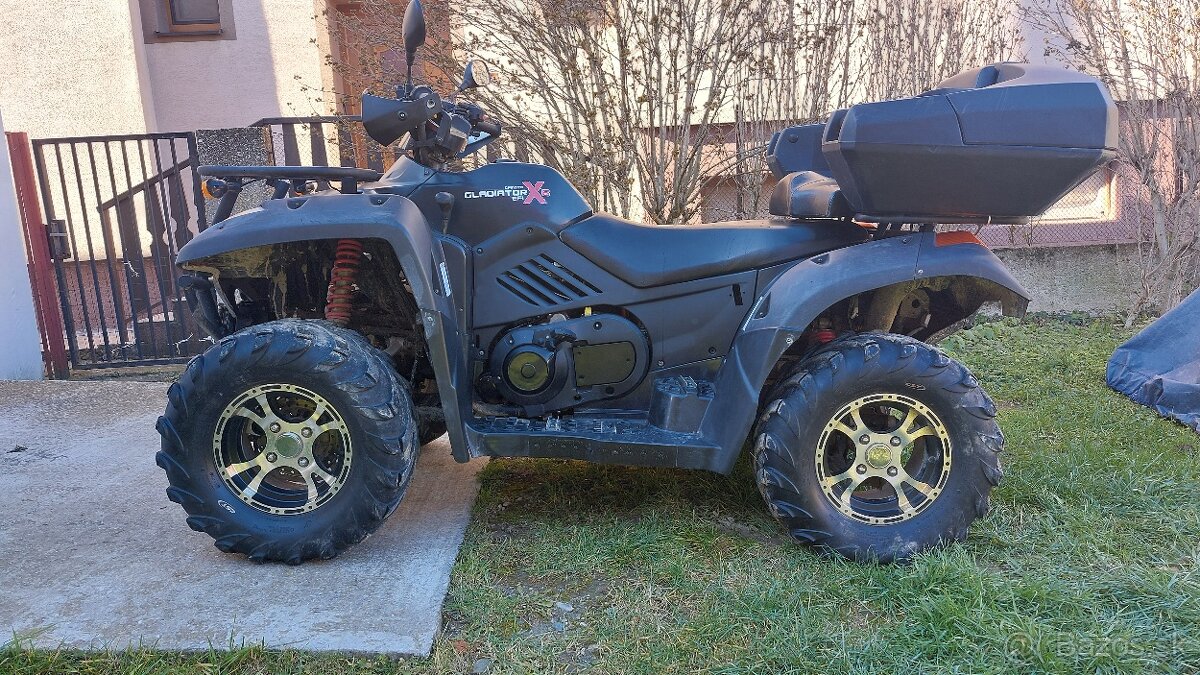 Cf moto Gladiator x6 efi long