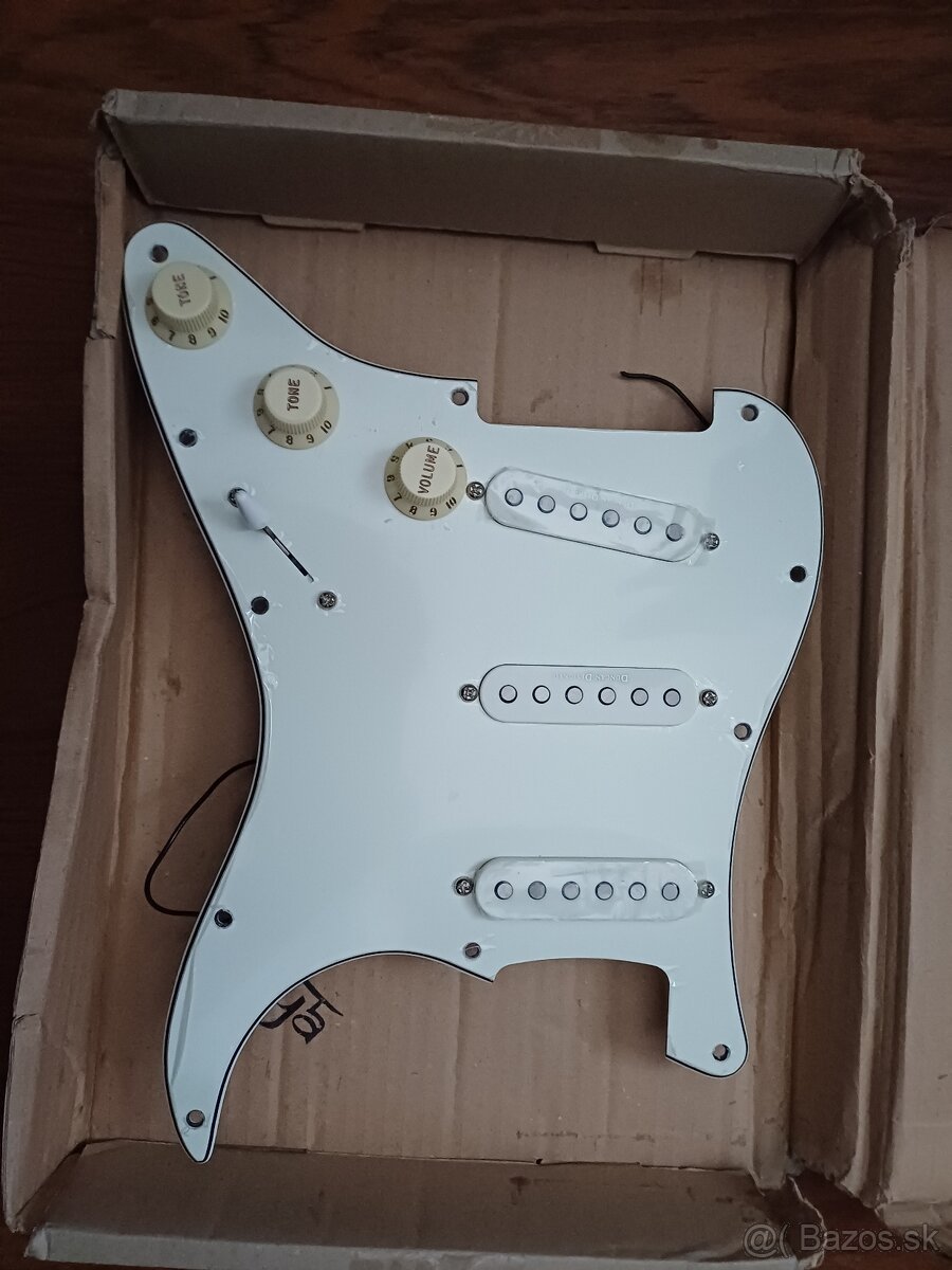 Komplet pickguard