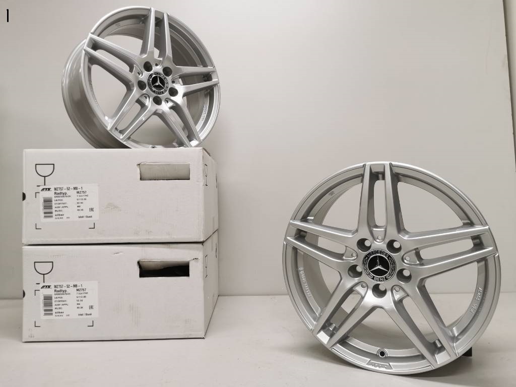 29/ Mercedes A, B, CLA alu disky 7,5J R17 5x112 ET52,5