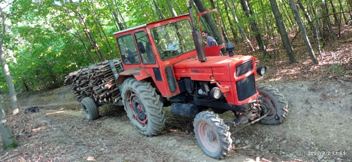 Rumunský traktor UTB 650, 651