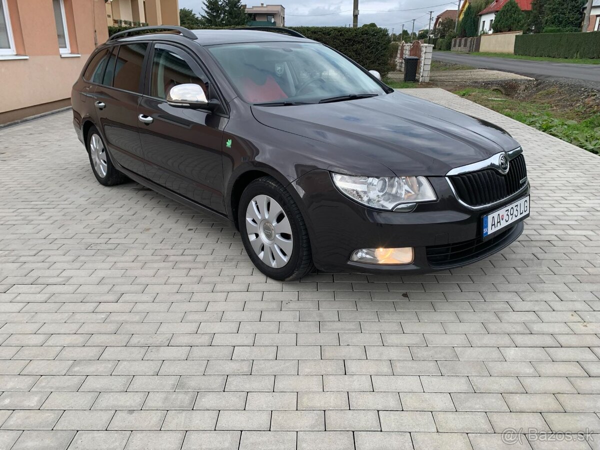 Predám Škoda Superb Combi II 1.6 TDI r.v2012 77kw GreenLine