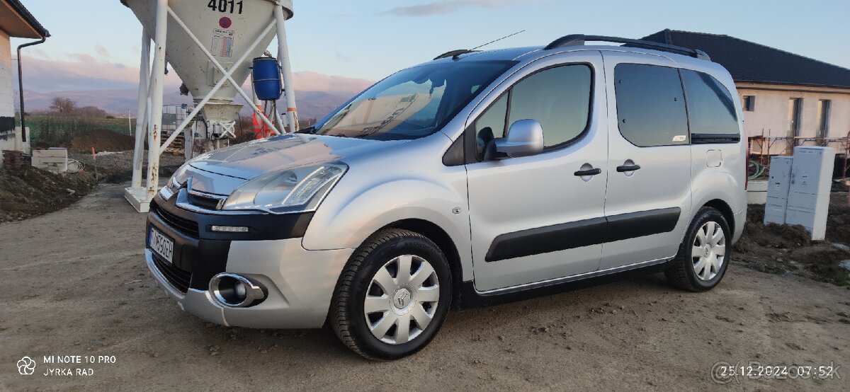 Citroen Berlingo Xtr 1.6 dizel 2012 rok