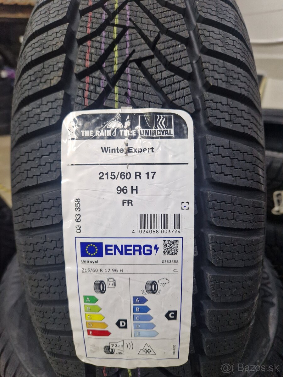 Uniroyal 215/60 R17 zimne