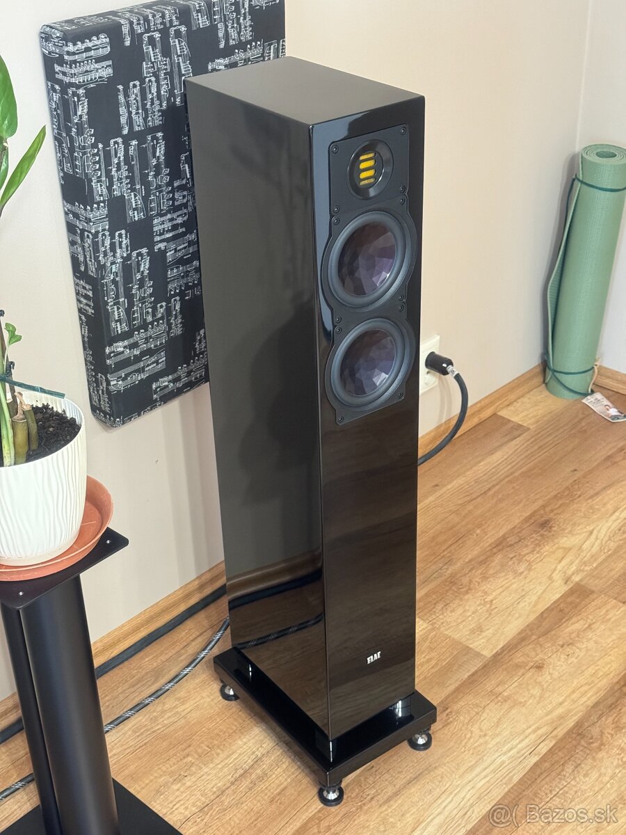 ELAC FS 247.3 Black High Gloss