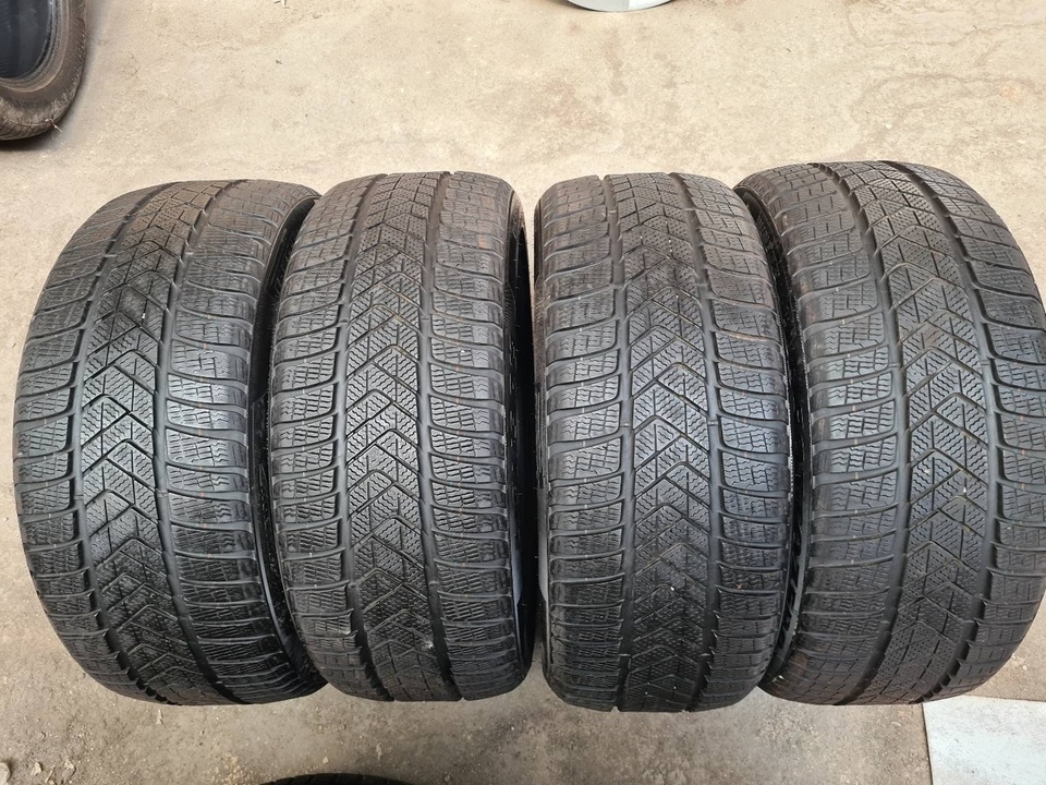 245/45r19 zimné 4 ks PIRELLI dezén 7,2-7 mm DOT2018