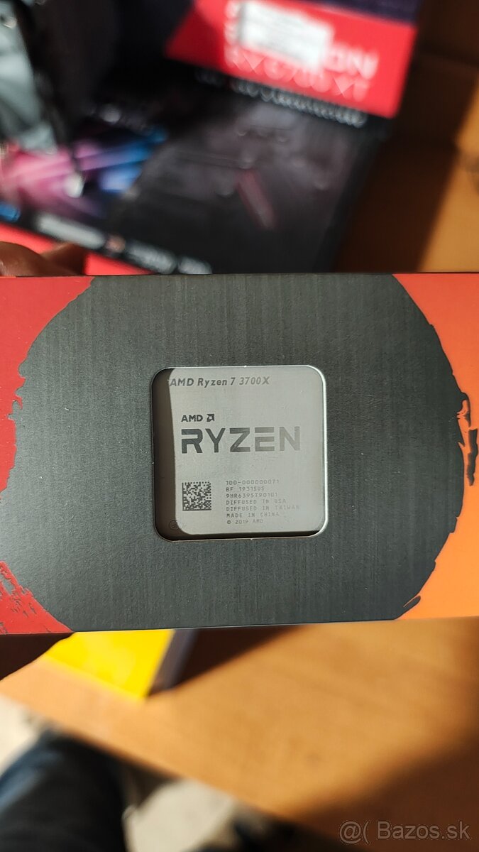 AMD Ryzen 7 3700x