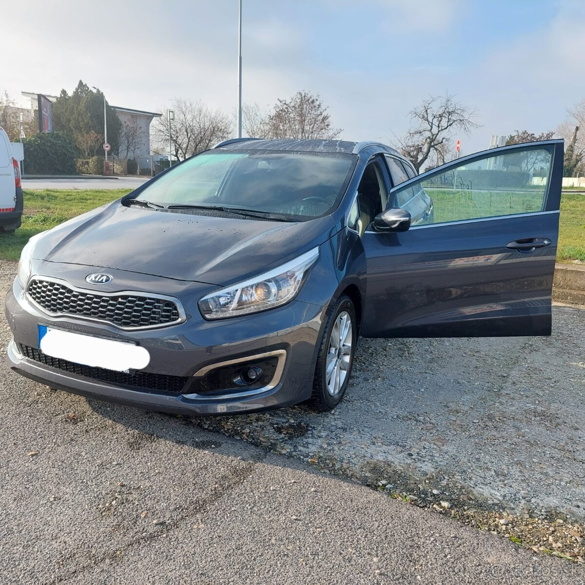 Kia Ceed sw 1.6 crdi Gold SK