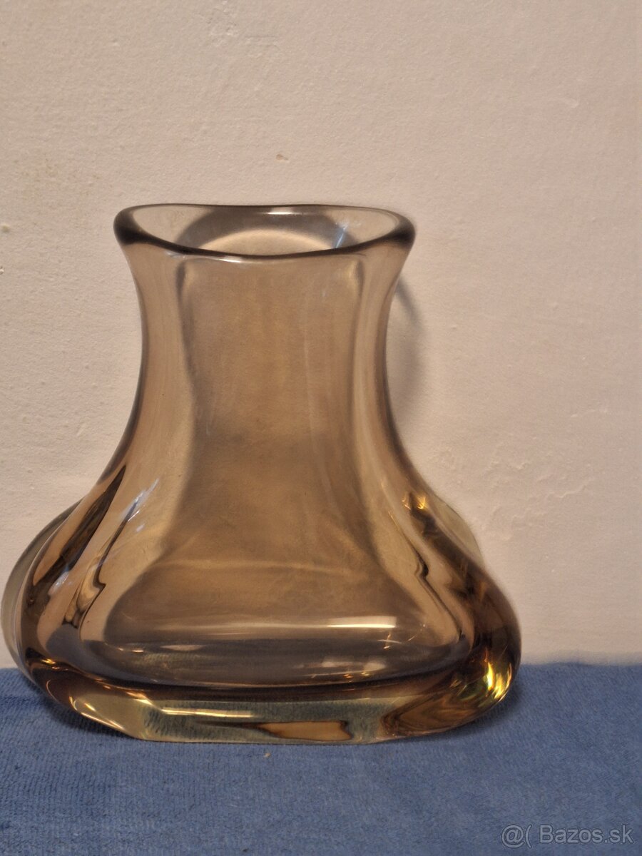 Hutné sklo vaza