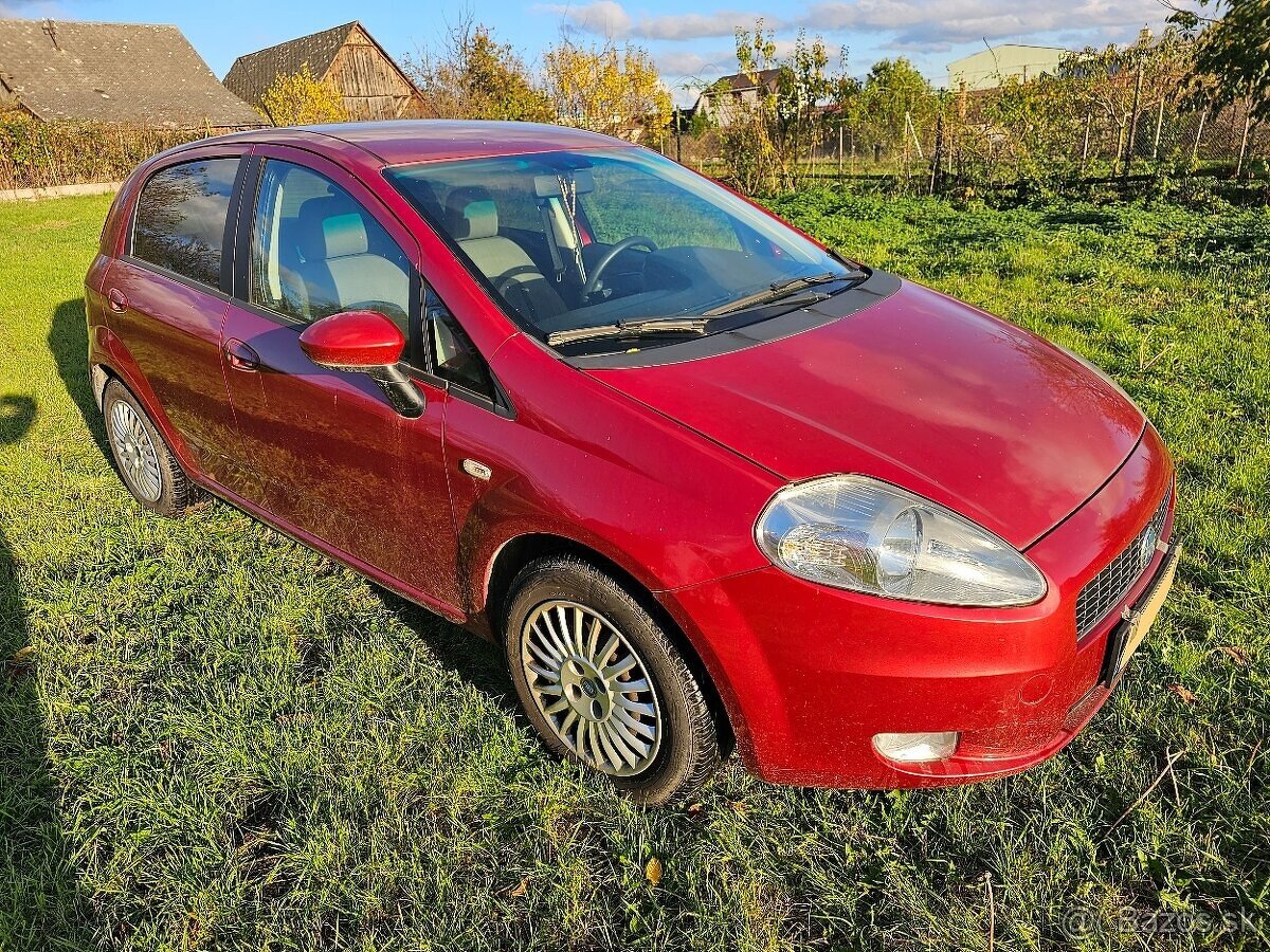 Predám šikovné autíčko Fiat Punto Grande 1,3JTD