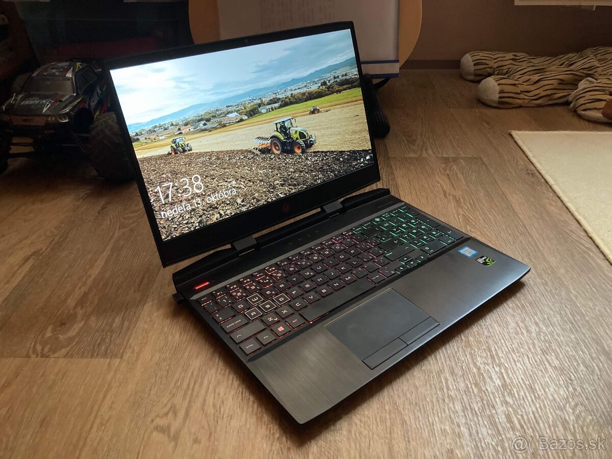 HP OMEN 15