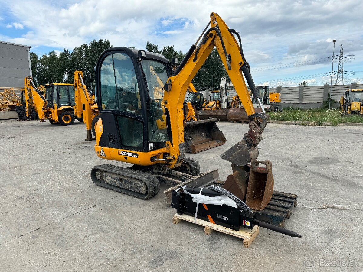 Jcb 8018 /2017 s hyd kladivom mini bager