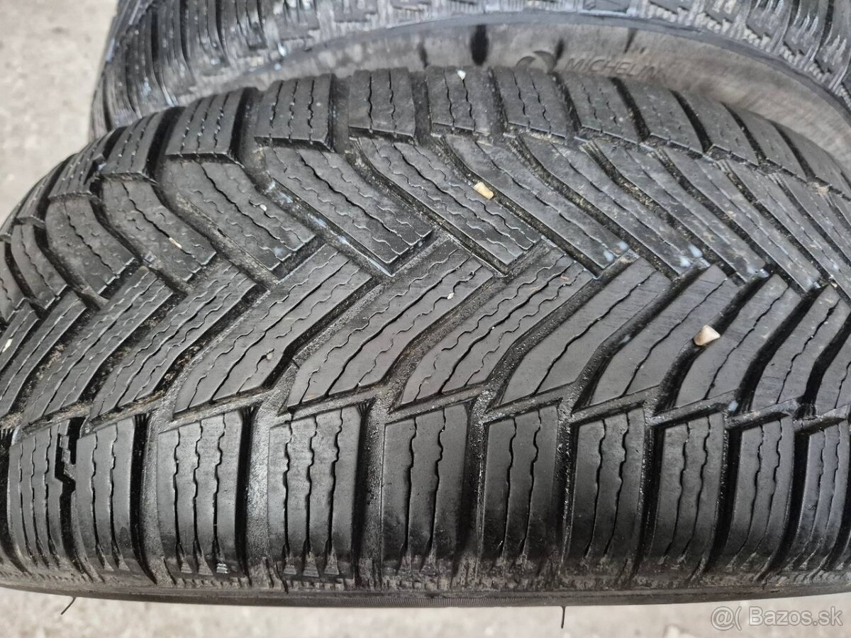 215/55 r17 zimné 2 ks MICHELIN dezén 8 mm DOT2022