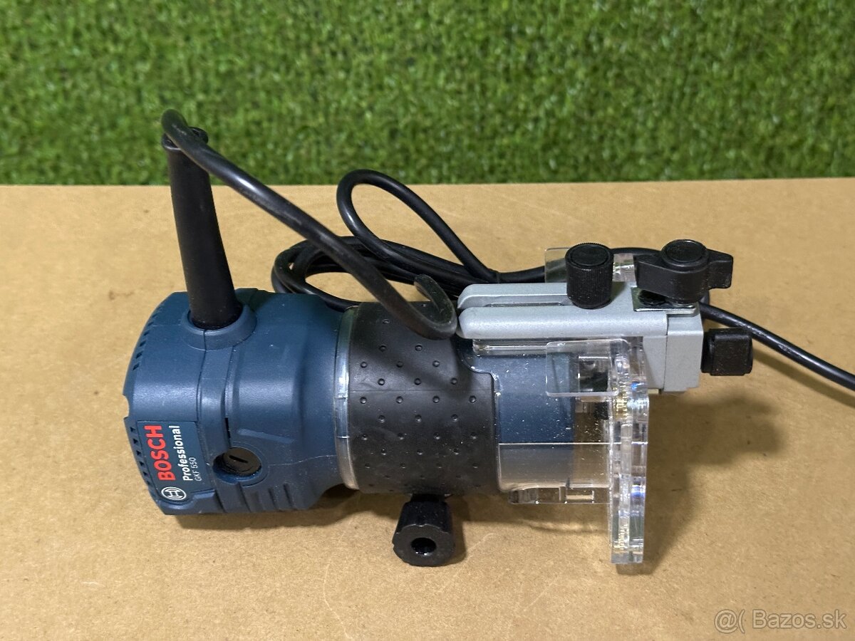 BOSCH GKF 550 PROFESSIONAL Ohraňovacia fréza