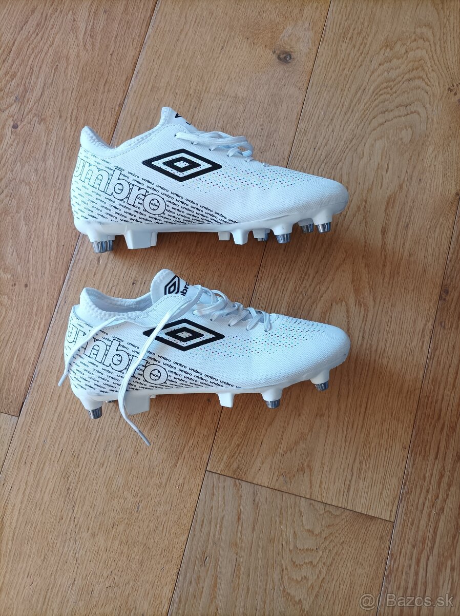 Kopacky Umbro 40,5