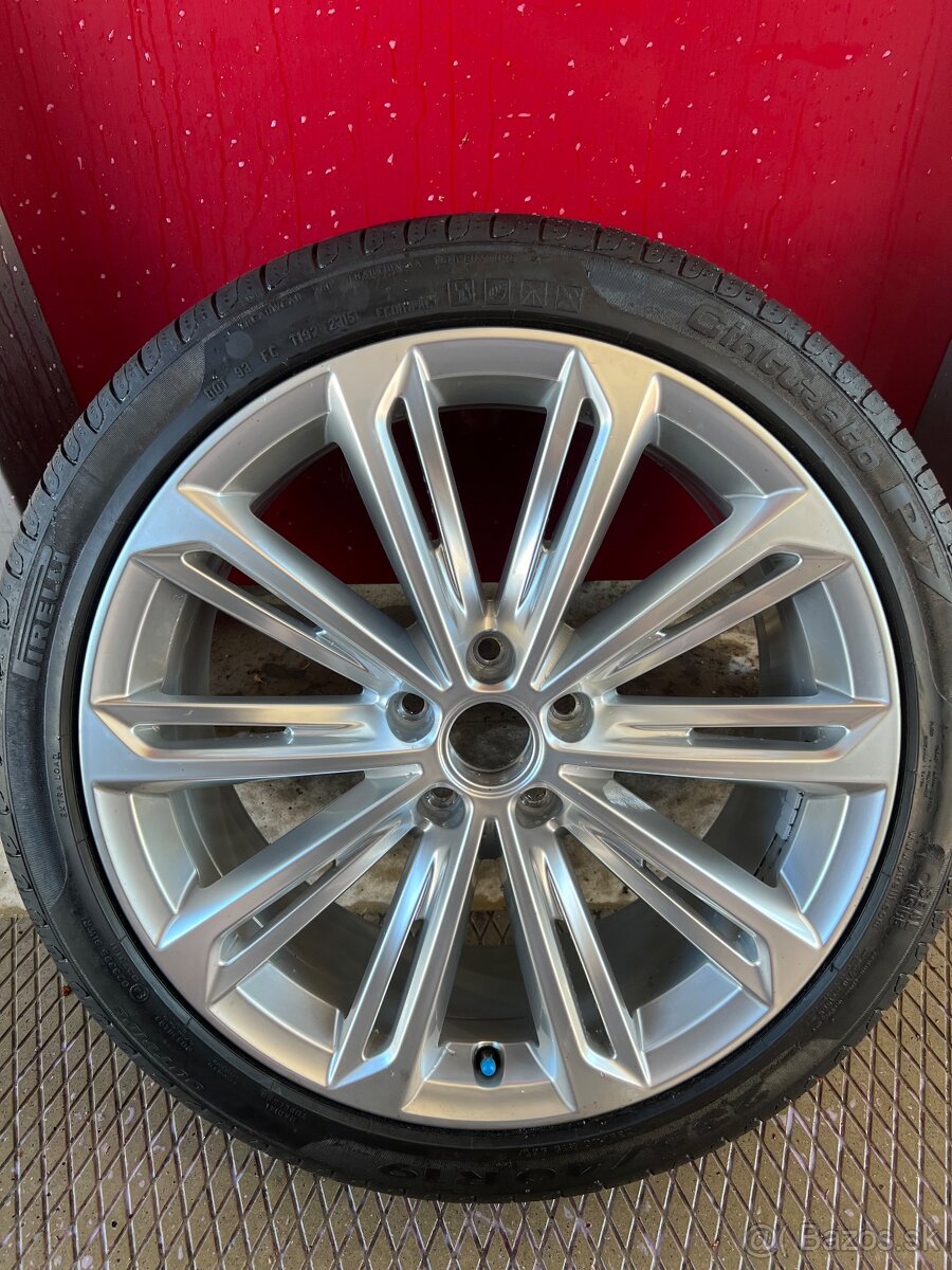 Volkswagen R19 Verona - 235/40 r19