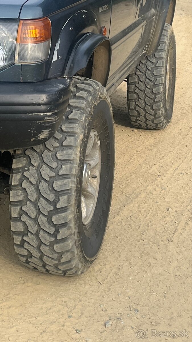 35x12,5 r15 MT Offroad pneu