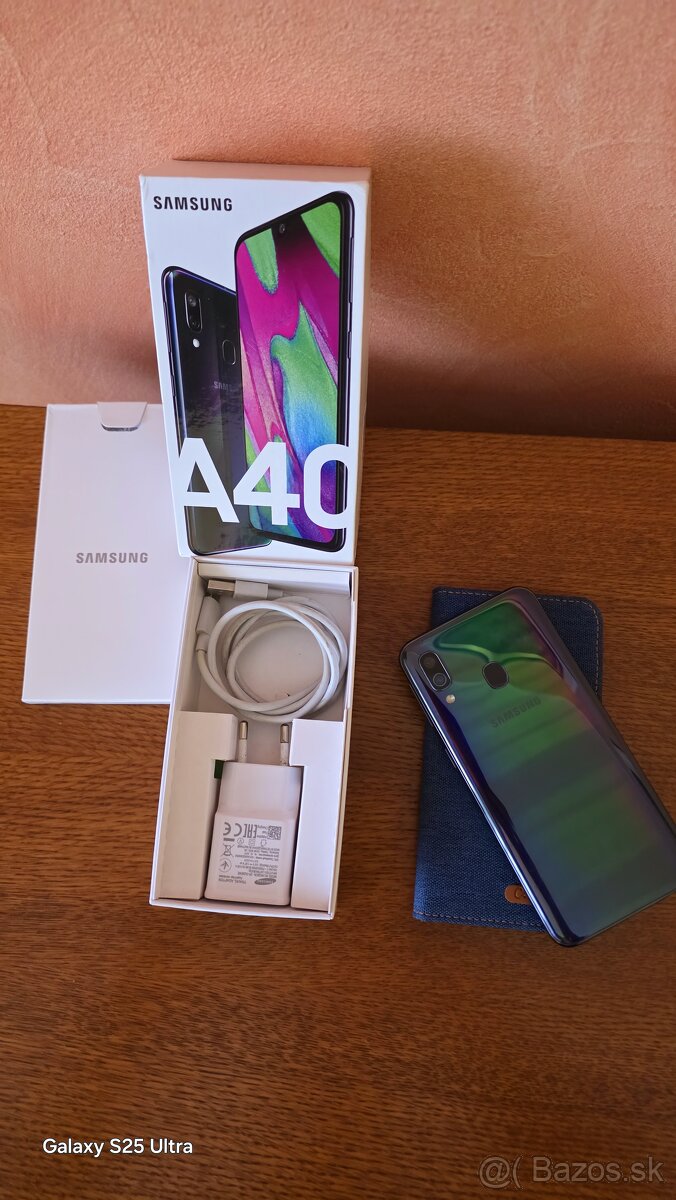 Samsung A40 64GB, komplet, top stav 🙂