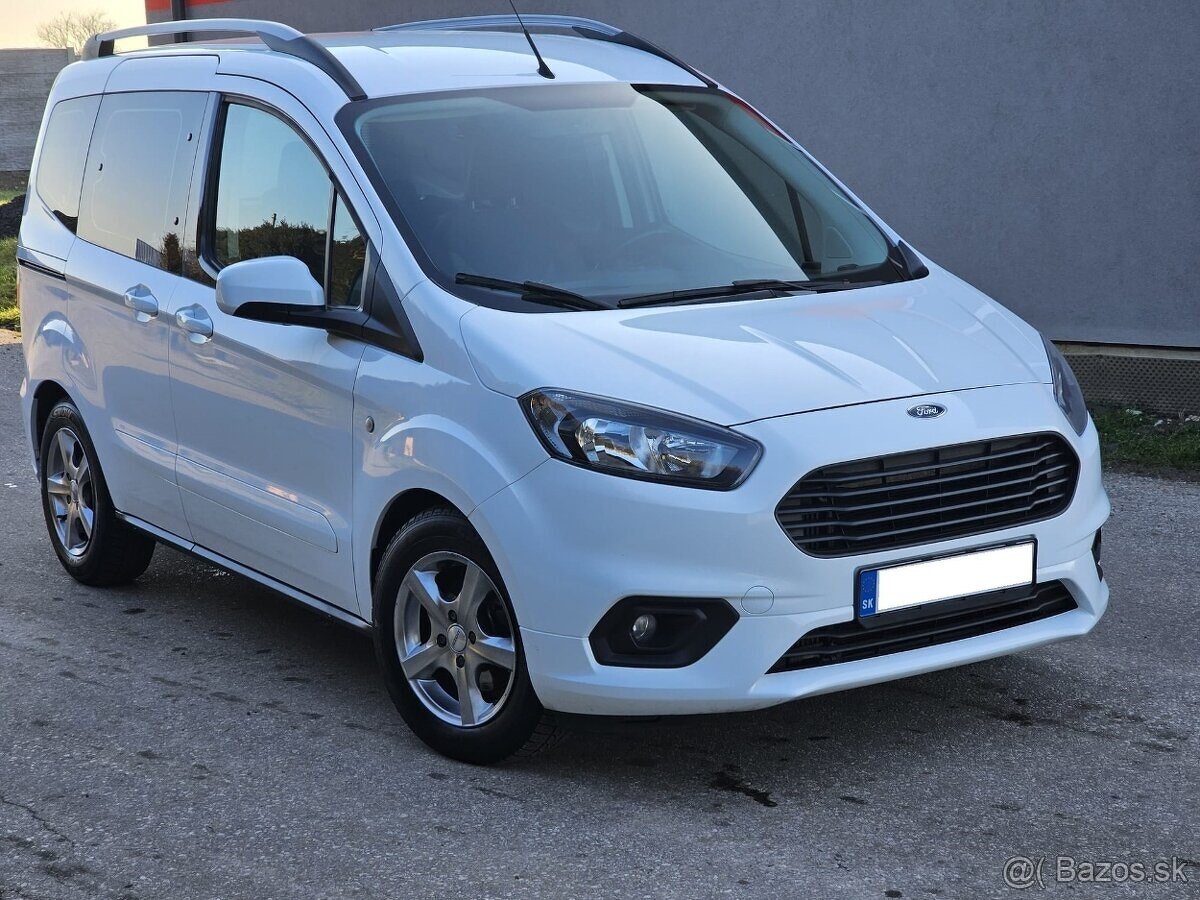 Ford Tourneo Courier 1.0 EcoBoost