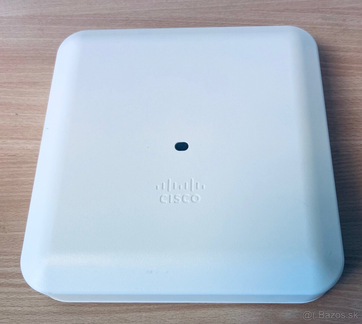 Predám CISCO AIR-AP2802I-E-K9 bez POE adaptéra