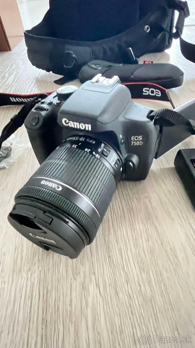 Canon EOS 750 D