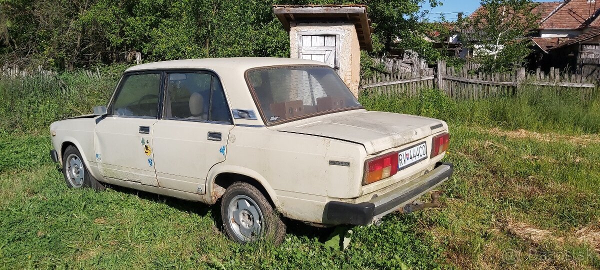 Lada 2105