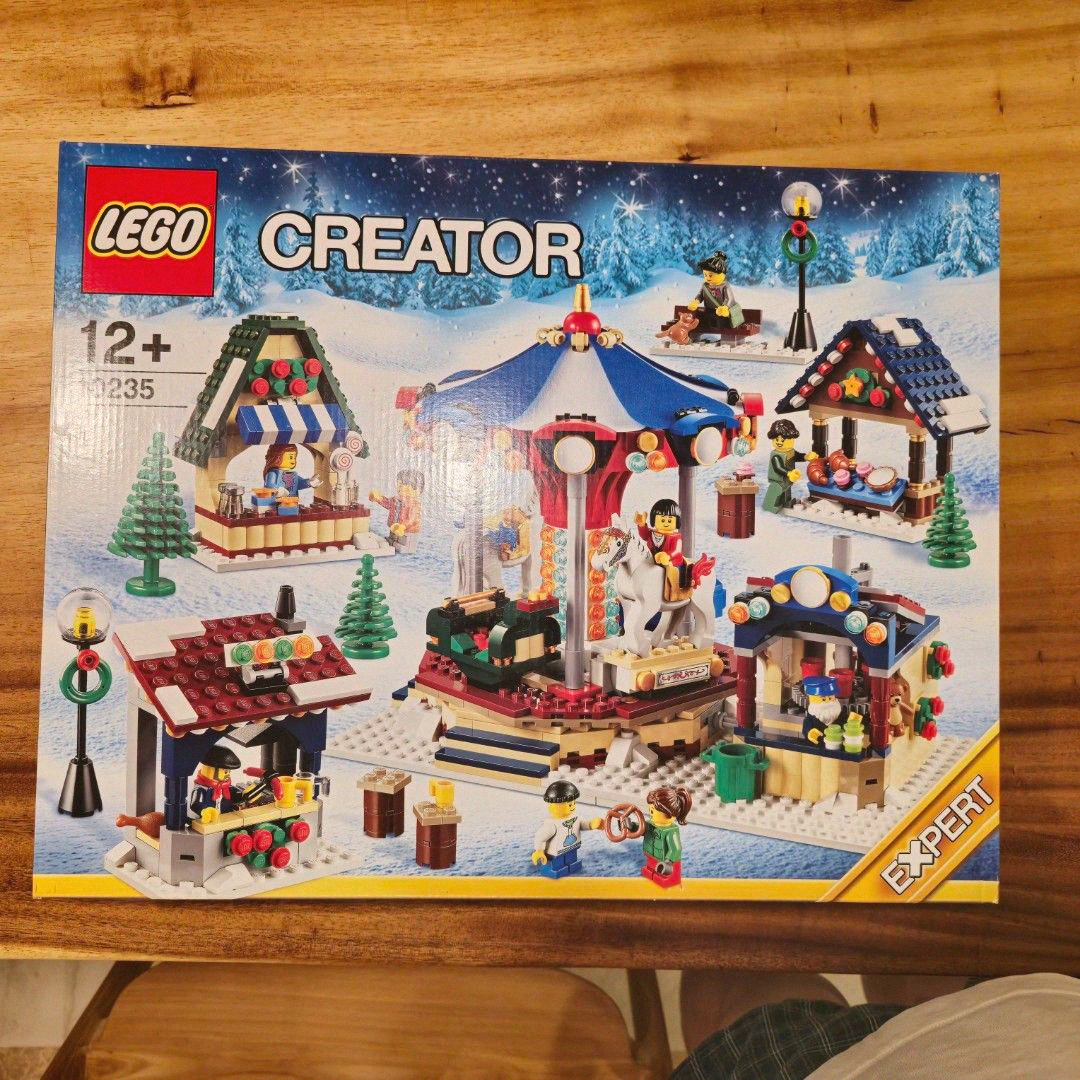 LEGO CREATOR - 10235 - WINTER VILLAGE MARKET