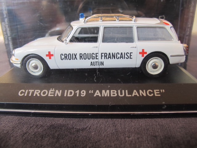 Citroen ID 19 Ambulance 1:43