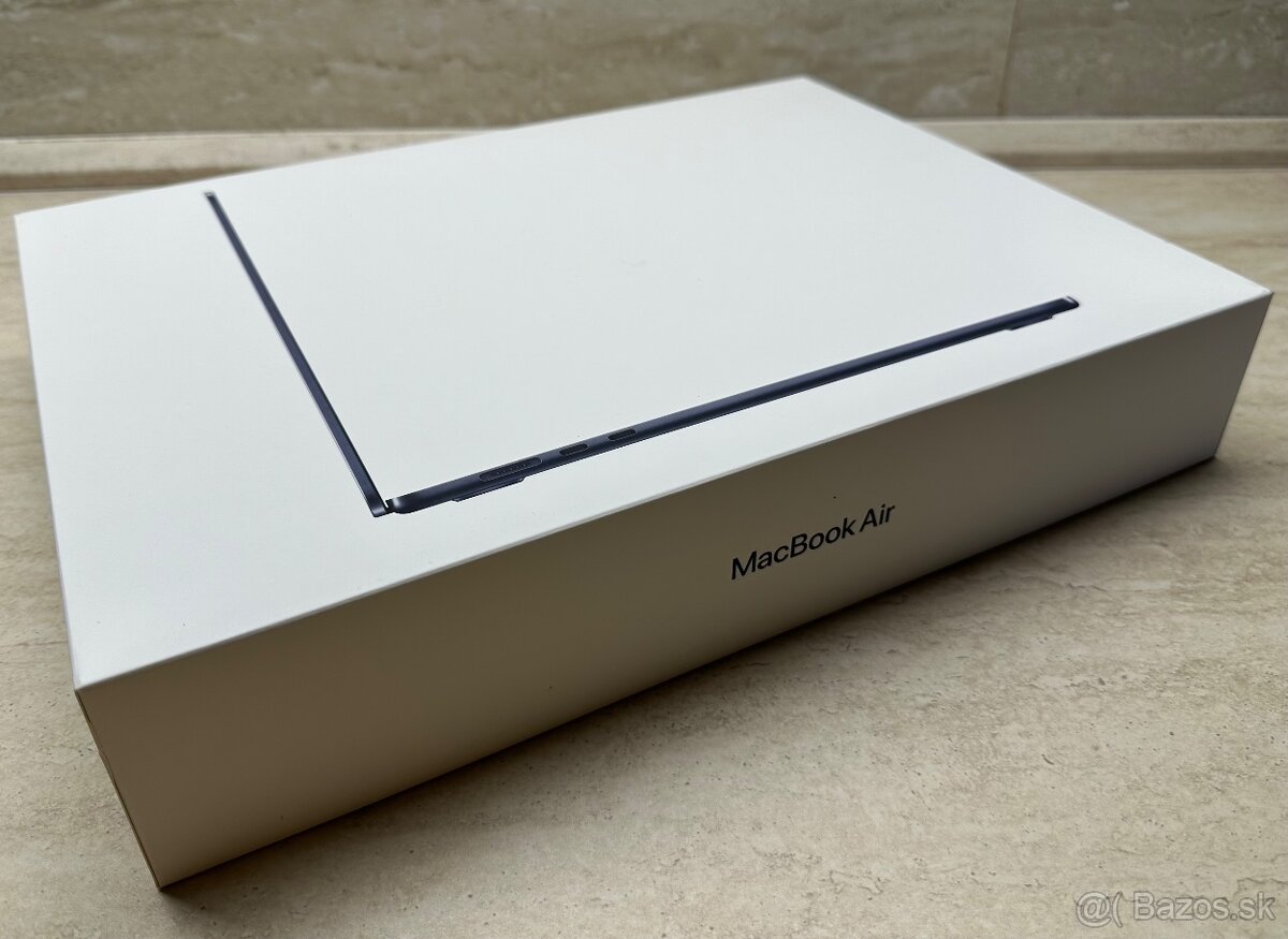 Apple MacBook Air 15 M3 8 GB / 256 GB (Nový, zabalený)