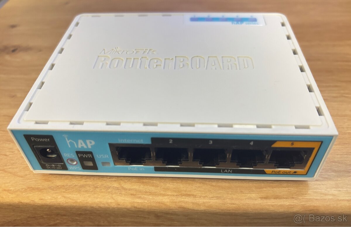 Mikrotik HAP RB951Ui-2nD