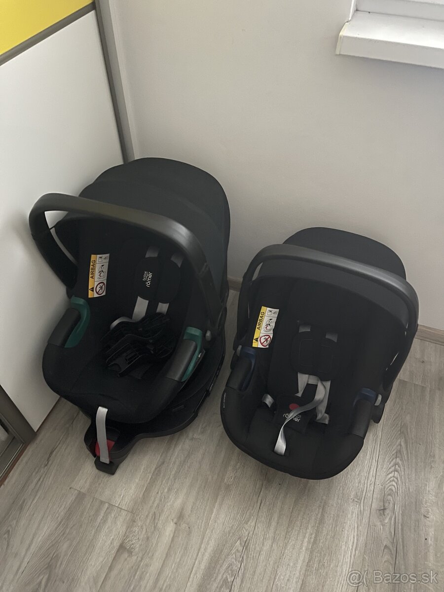 BRITAX RÖMER Autosedacka Dualfix + Vajicko