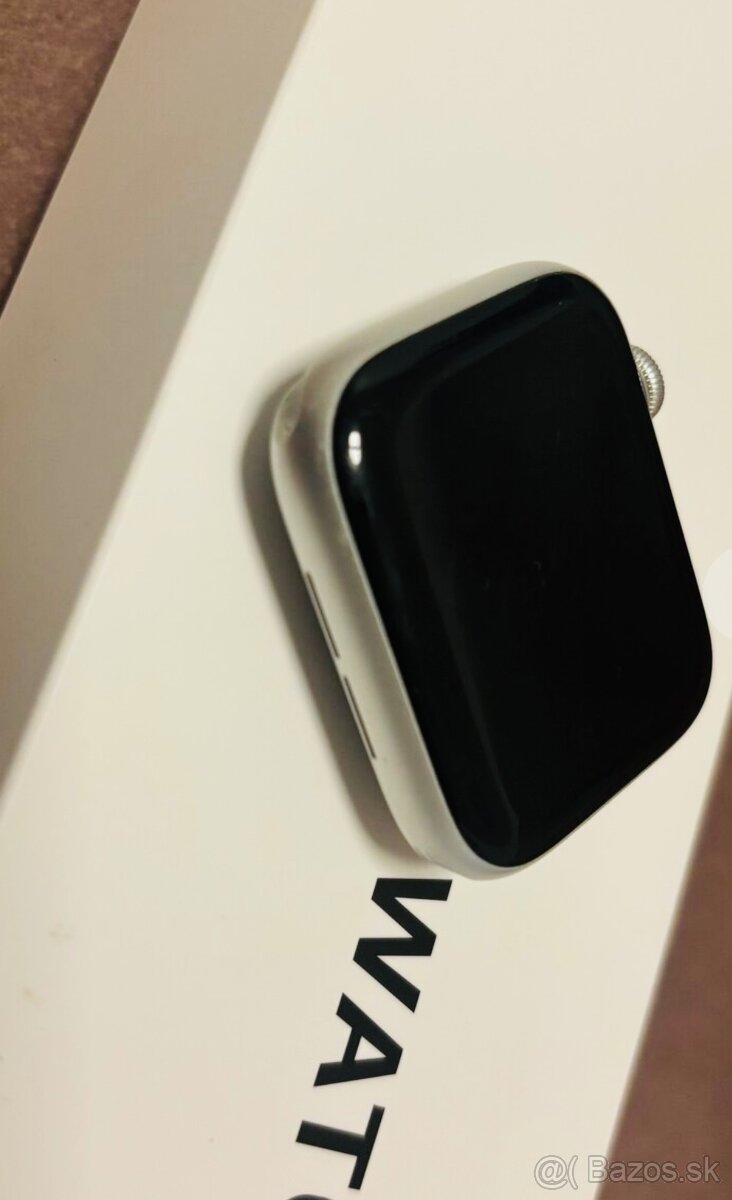 Apple watch SE 44mm 2023 Silver