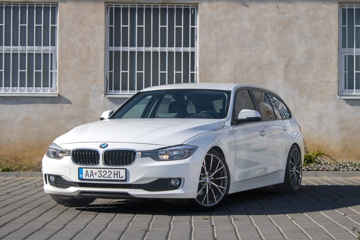 BMW Rad 3 Touring 316d A/T