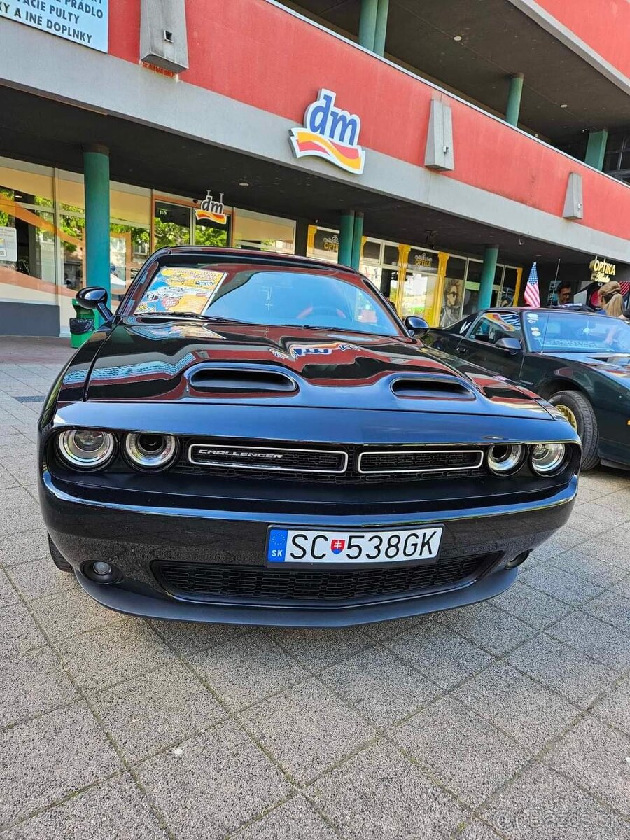 Dodge Challenger, kúpené v SR, 1.majitel