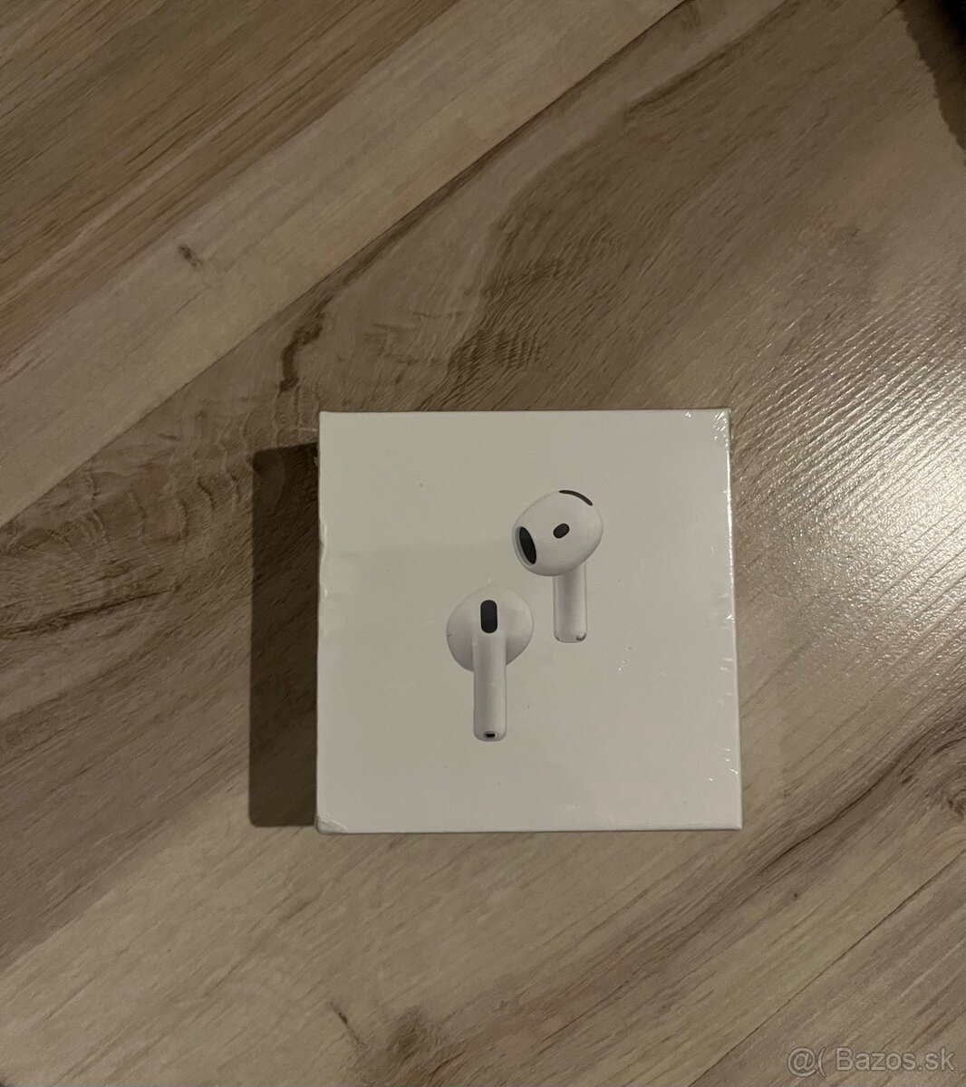 Airpods 4 with Active Noise Cancellation